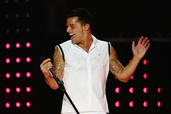Reglas Oficiales: Mother’s Day Flyaway to New York to see Ricky Martin
