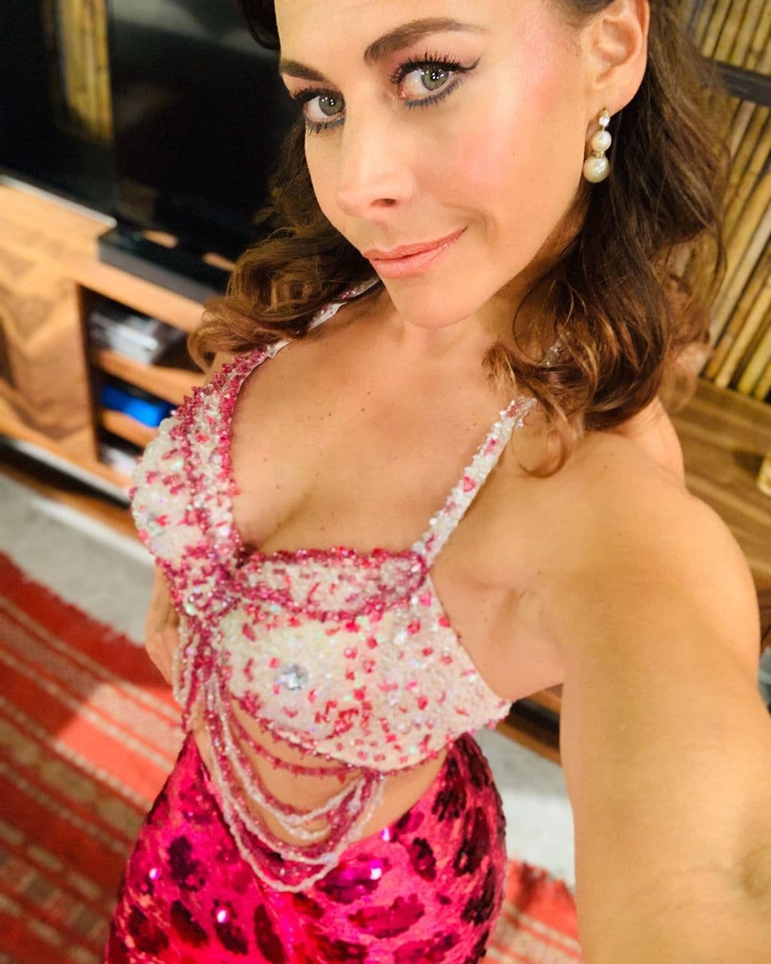 El giro radical que dio a sus hábitos incluyó intensas rutinas que comparte en redes sociales, en donde también muestra los cambios que ha tenido su cuerpo y motiva a sus seguidores para lograr lo que se proponen.