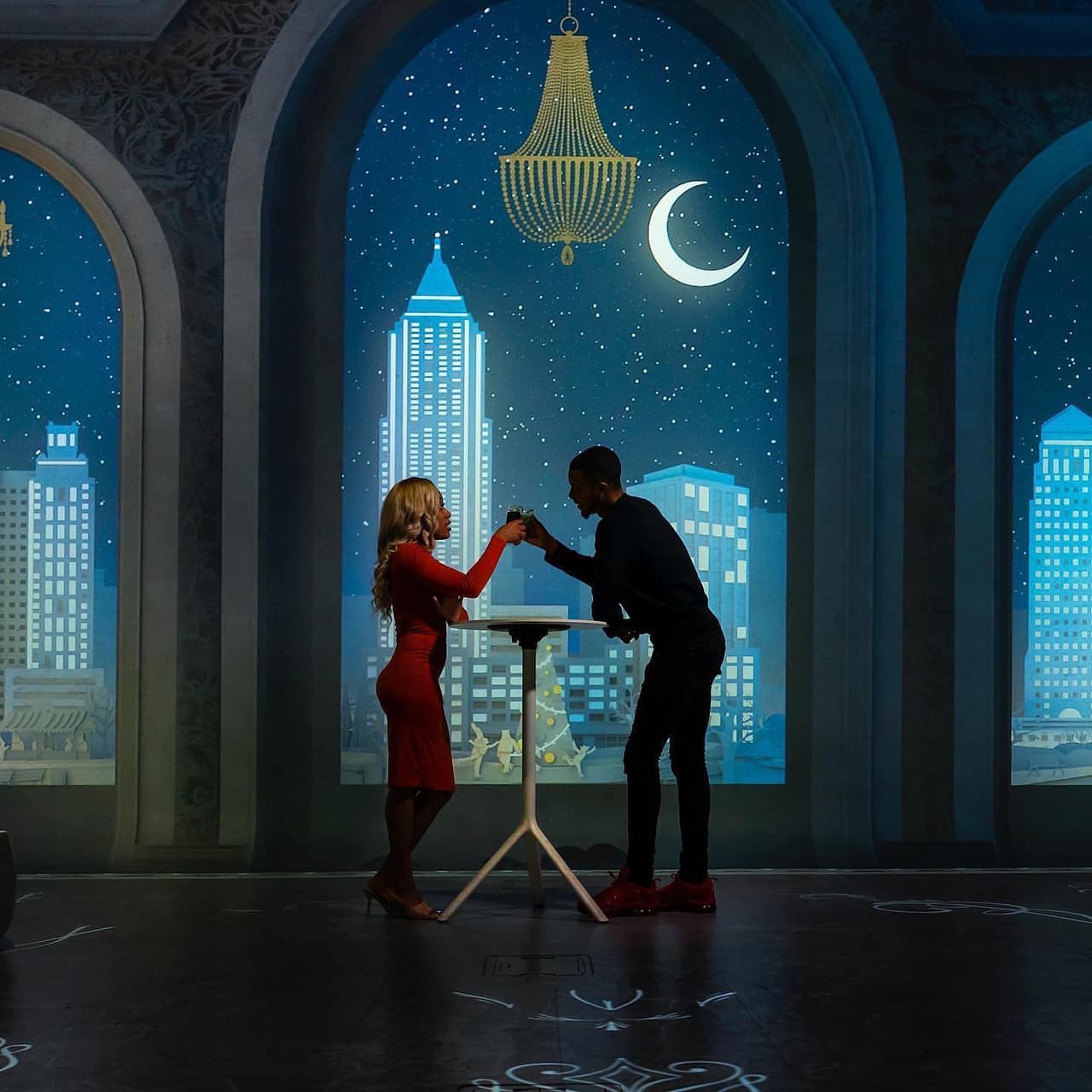 <b><a href="https://www.illuminarium.com/atlanta/upcoming-events/" target="_blank">Night Under the Stars (12 de febrero)</a></b>: ¿Buscas una velada romántica bajo las estrellas, pero no quieres desafiar el clima frío? Disfruta de una 
<b>cena y jazz en vivo</b>, rodeado de un cielo estrellado en el espacio inmersivo de Illuminarium Atlanta.