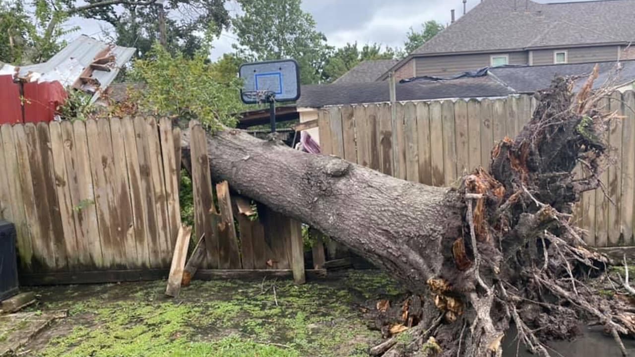 En esta ocasión sus vecinos se han reunido para ofrecerle ayuda.