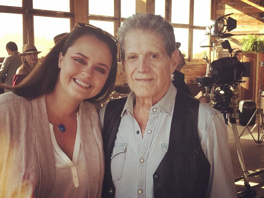 De manera abierta, la cantante de 39 años de edad señaló que su dedo índice sufrió una amputación traumática.