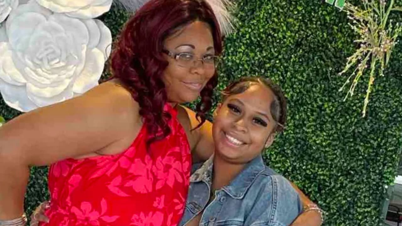 Identifican a la adolescente de 17 años que fue apuñalada mortalmente afuera del centro comercial Galleria