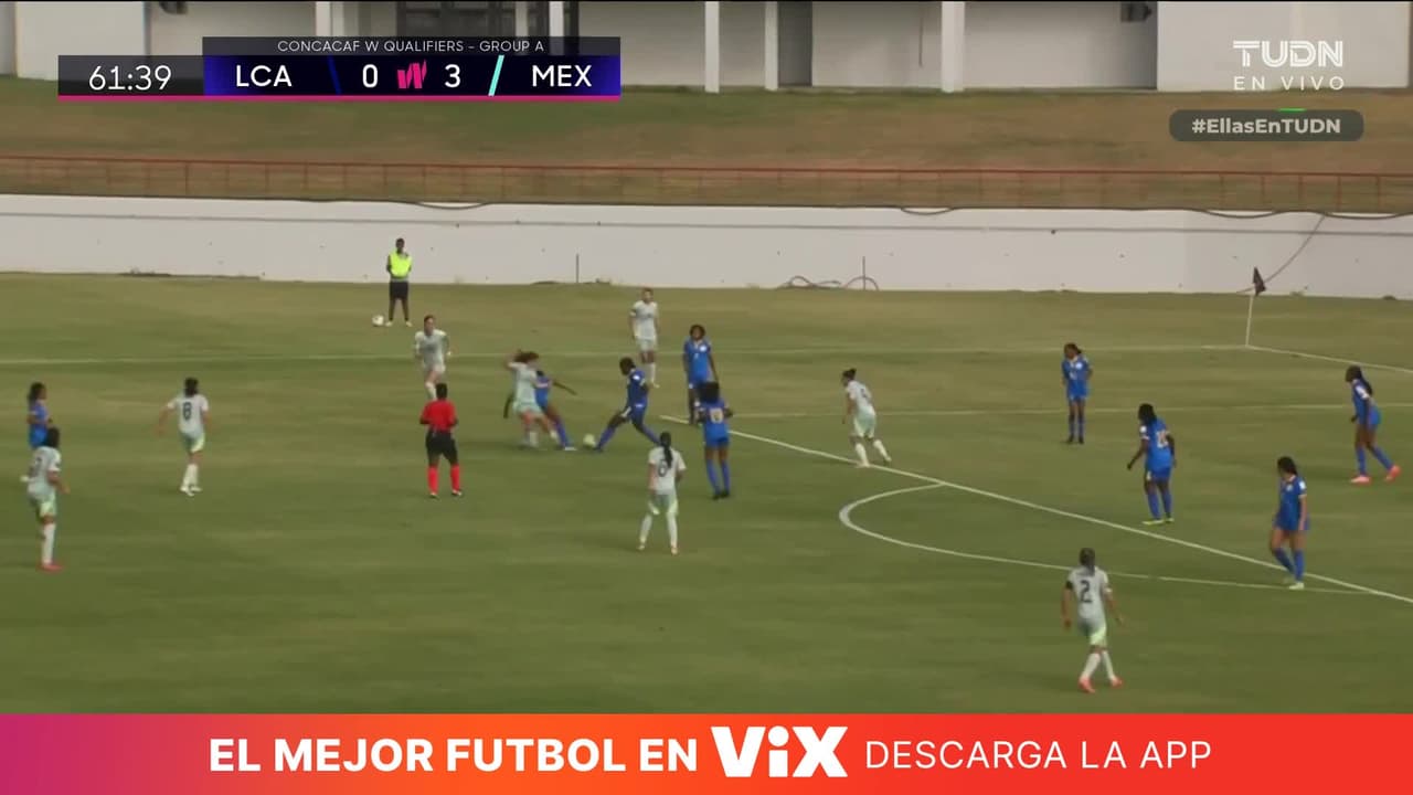 Le está costando a las mexicanas. Llegan al área rival, pero no logran finalizar las jugadas