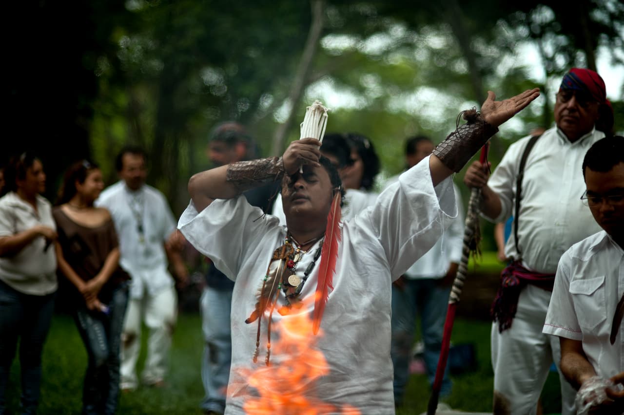 El objetivo de estos ritos mayas, además de eliminar mala energía y vibra o resolver algún conflicto interno es conseguir la purificación de los participantes, así como tener un contacto con lo sagrado, lo espiritual.