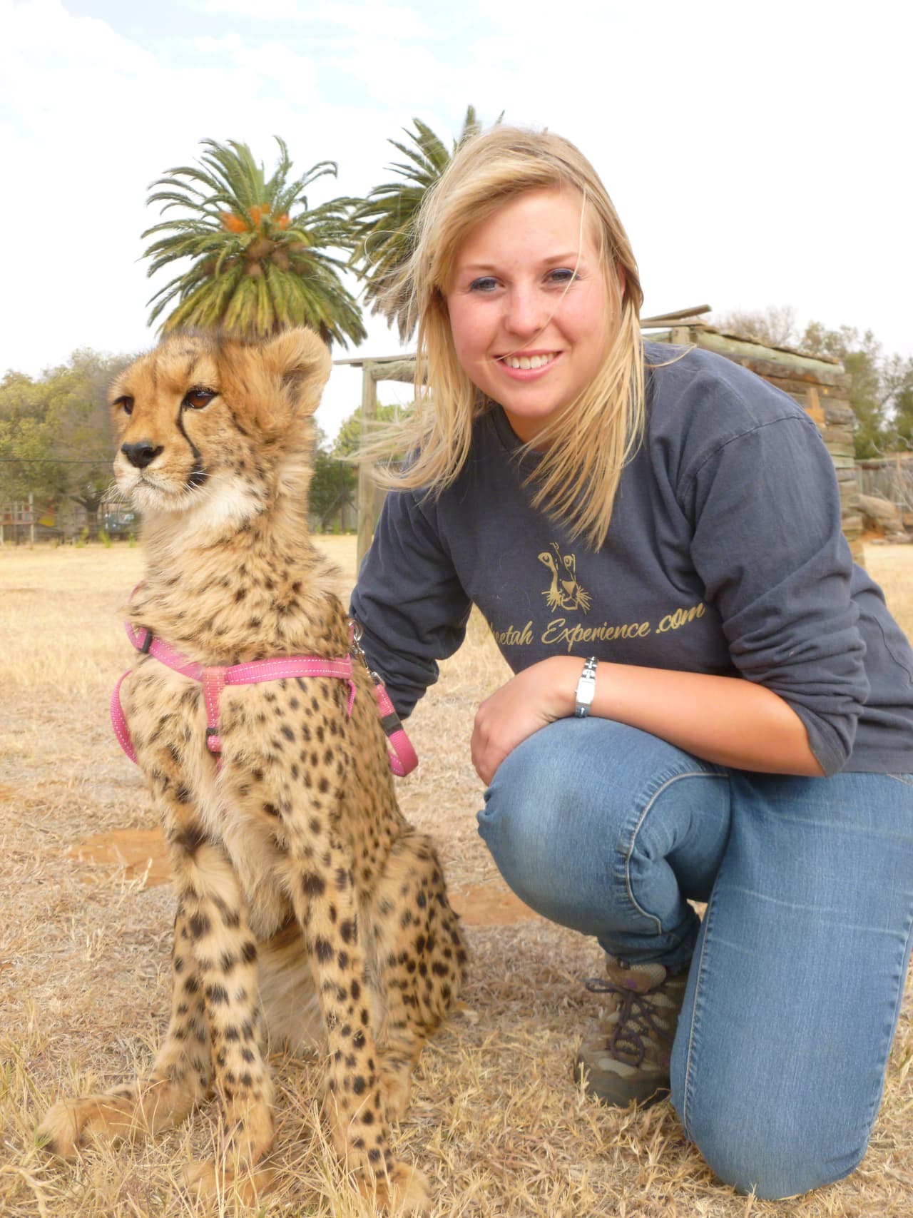Entre sus juegos favoritos están las escondidas y perseguirse.