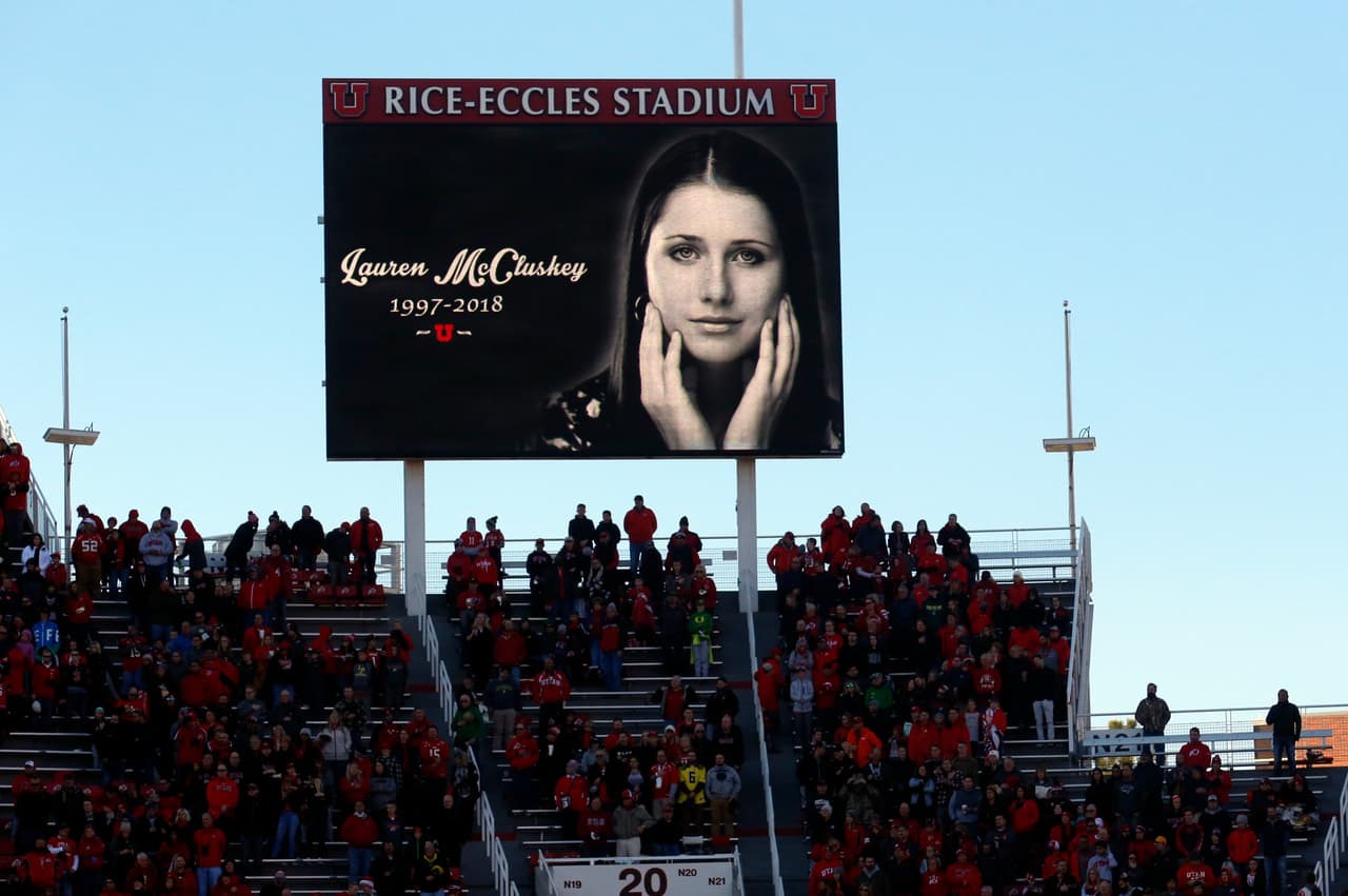 Homenaje a Lauren McCluskey en el estadium de su campus universitario en Salt Lake City, en noviembre de 2018.