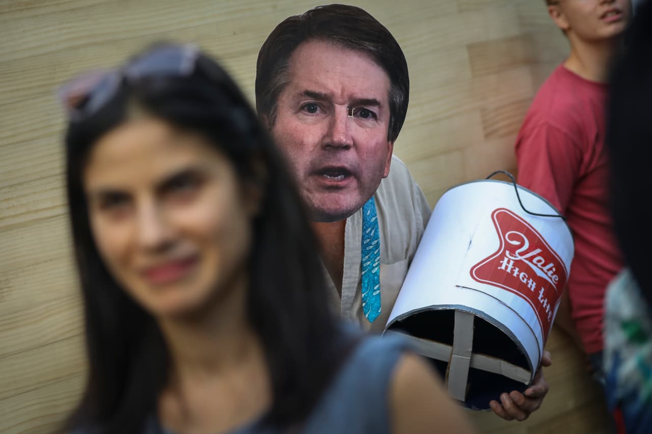 El líder de la mayoría republicana en el Senado, Mitch McConnell, adelantó que a finales de esta semana se hará la votación para ratificar la nominación del juez Kavanaugh.