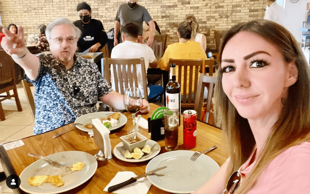 Carlos Villagran y su hija Vanesa