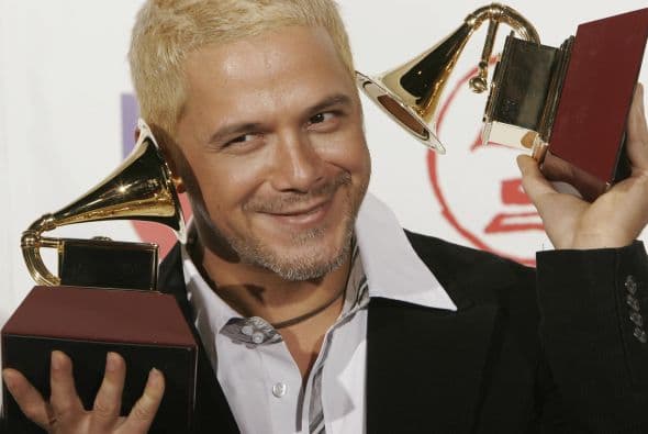 En 2004 volvió a llevarse este galardón gracias con 'No Es Lo Mismo'.