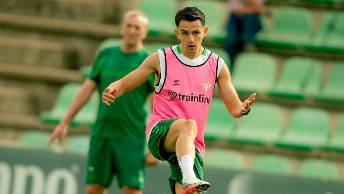 Horas cruciales para el futuro de Fidalgo en el Betis