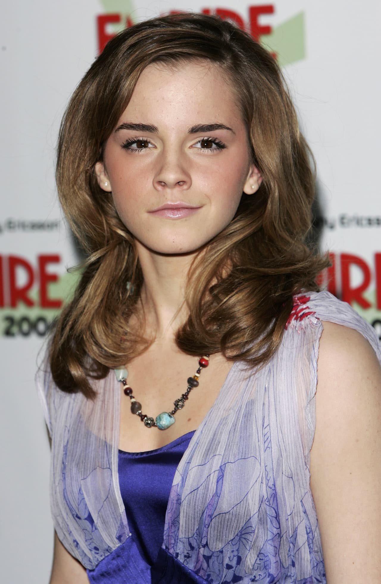 Emma recibió un premio en marzo de 2006.