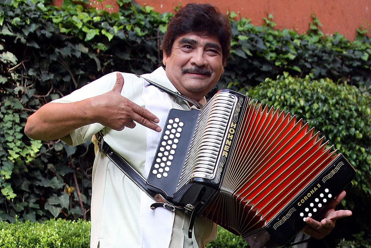 Zea dijo que esto se debe al constante trabajo del acordeonista en el estudio de grabación.