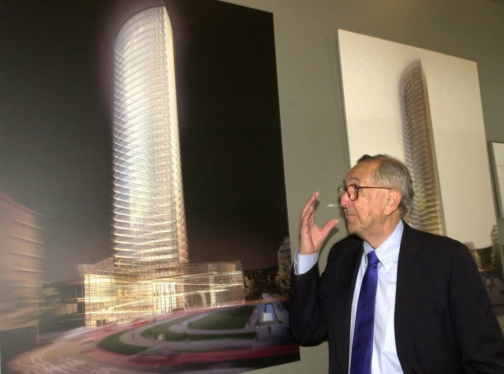 Adiós a un genio de la arquitectura: el arquitecto argentino César Pelli entre cuyas obras se destacan las Torres Petronas de Kuala Lumpur y el World Financial Center de Nueva York, murió este viernes a los 92 años, informaron allegados.