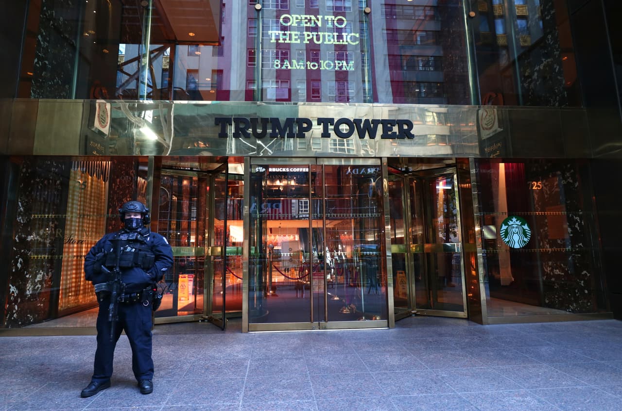 Seguridad adicional de Trump Tower en Manhattan podría ser eliminada tras la inauguración de Biden