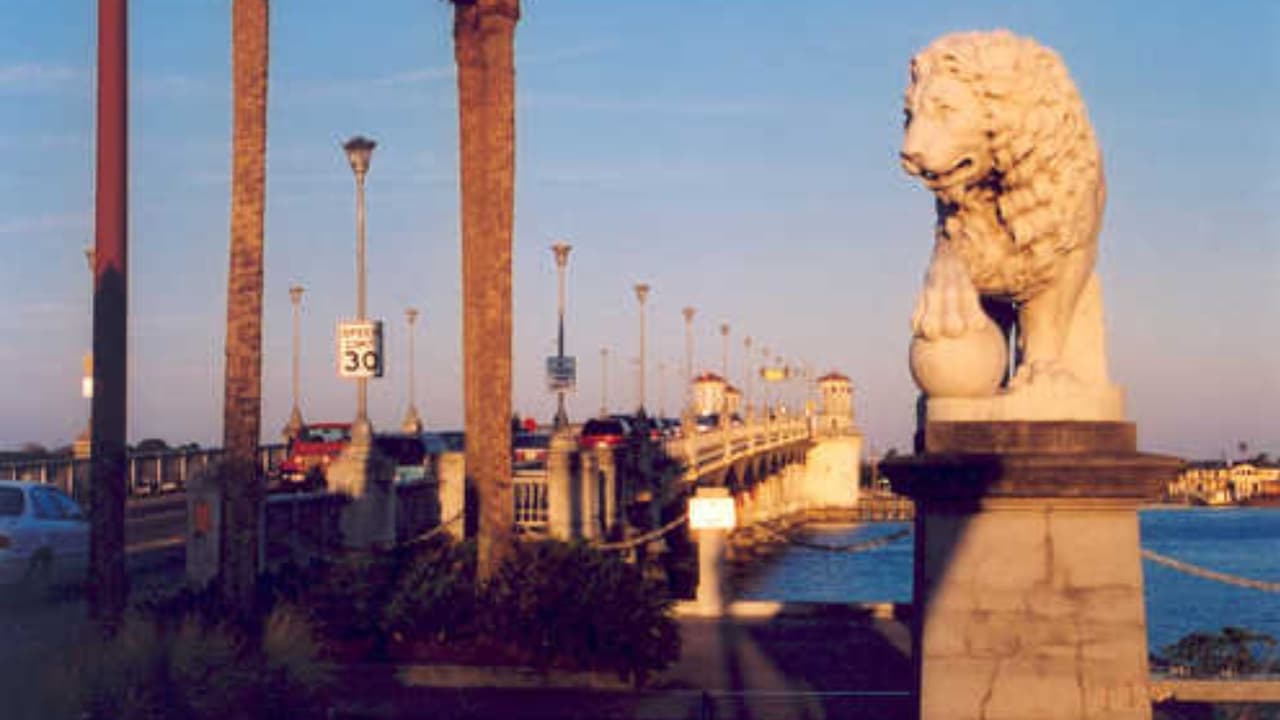 En 1763, España cedió Florida a Gran Bretaña a cambio de La Habana, pero la recuperó en 1783 antes de cederla definitivamente a Estados Unidos en 1821.