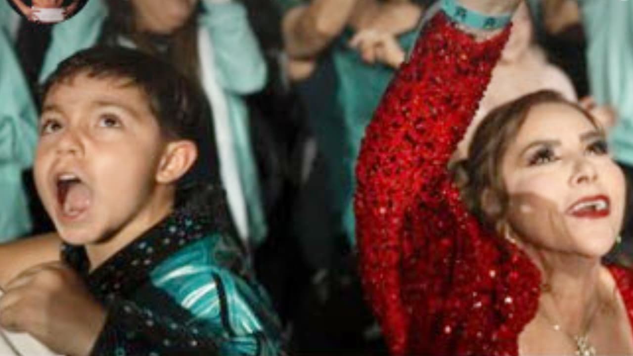 Saúl Abdiel, el hijo de Saúl 'Canelo' Álvarez, así apoyó a su padre en la pelea contra Jaime Munguía la noche de este 4 de mayo en Las Vegas.