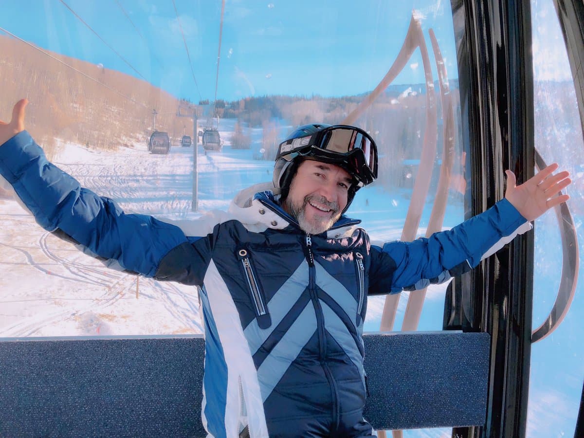 Marco Antonio Solís celebró su cumpleaños 58 en las montañas de Vancouver, Canadá y desde allá mandó un mensaje de felicitación a sus seguidores por el inicio de 2018.