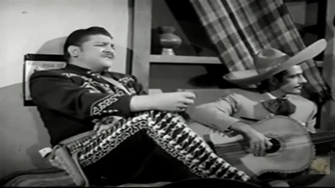 José Alfredo Jiménez, interpretando: 'No me amenaces'.