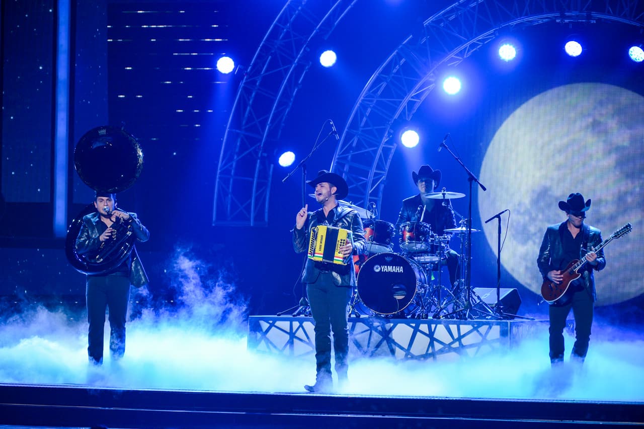 Los chicos de Calibre 50 se hicieron cargo de ponerle más emoción a la historia.