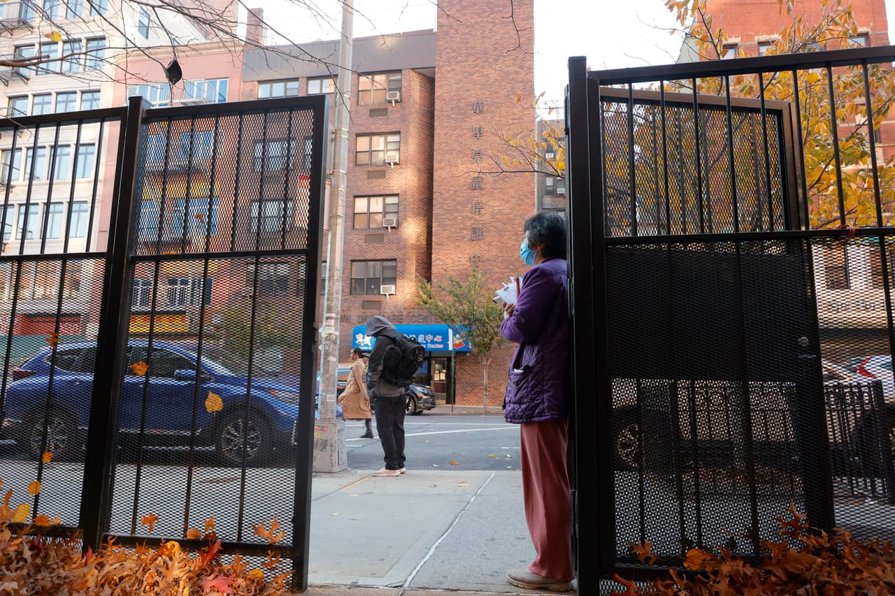 Las personas elegibles para estas dosis de refuerzo son los adultos mayores de 18 años que recibieron la segunda dosis al menos hace seis meses.