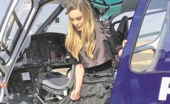 Belinda sigue dando de qué hablar. Hace semanas la cantante utilizó un helicóptero del gobierno mexicano para viajar a Michoacán, ahora la dependencia declaró que sí se excedieron en atenciones a la intérprete.