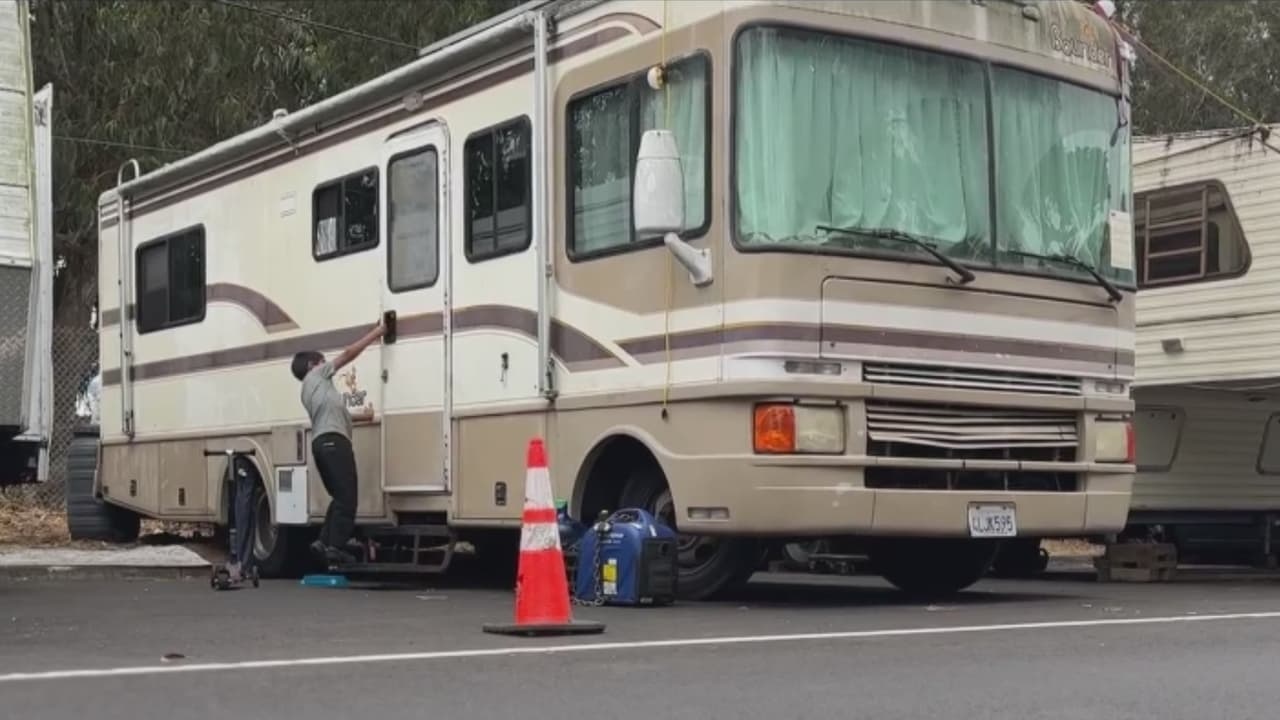 Desalojo de casas rodantes en San Francisco deja a familias latinas sin opciones de vivienda