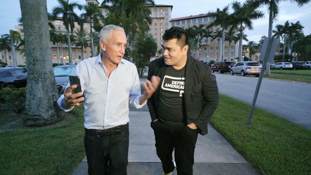 Jorge Ramos habla con José Antonio Vargas, una de las voces más influyentes en el debate de la inmigración indocumentada