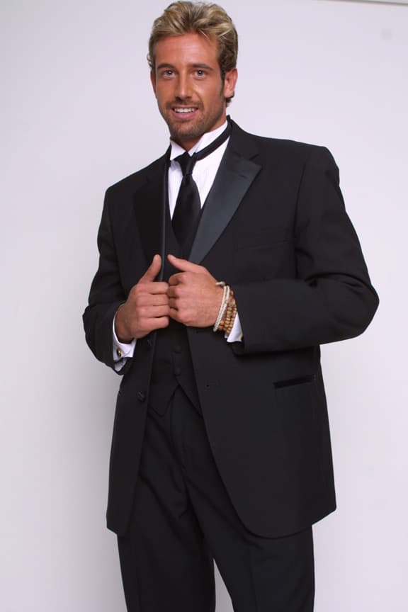 <b><a href="http://www.univision.com/shows/hoy/gabriel-soto-yo-no-soy-el-papa-de-ese-nino-yo-lo-se-julian-lo-sabe-y-marjorie-tambien">Gabriel Soto</a></b> le pidió a Julian y Marjorie que dejarán de mencionarlo e involucrarlo en su problemas: "Marjorie sabe que no es mi hijo y no pasó nada, Julián sabe que el hijo no es mío, todos lo sabemos".