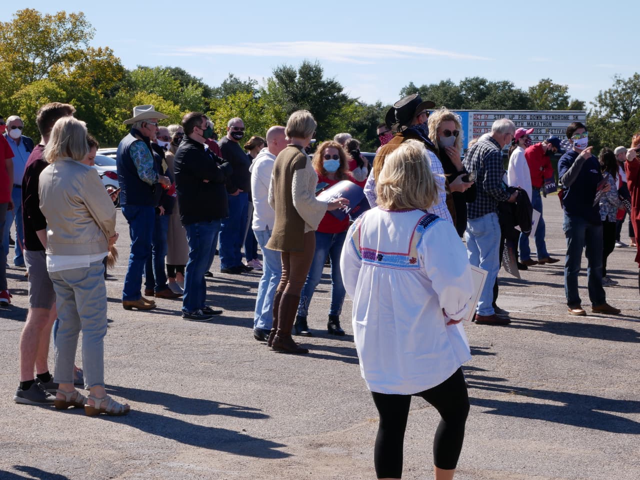 Esto como parte de una gira que realiza por todo el estado.
