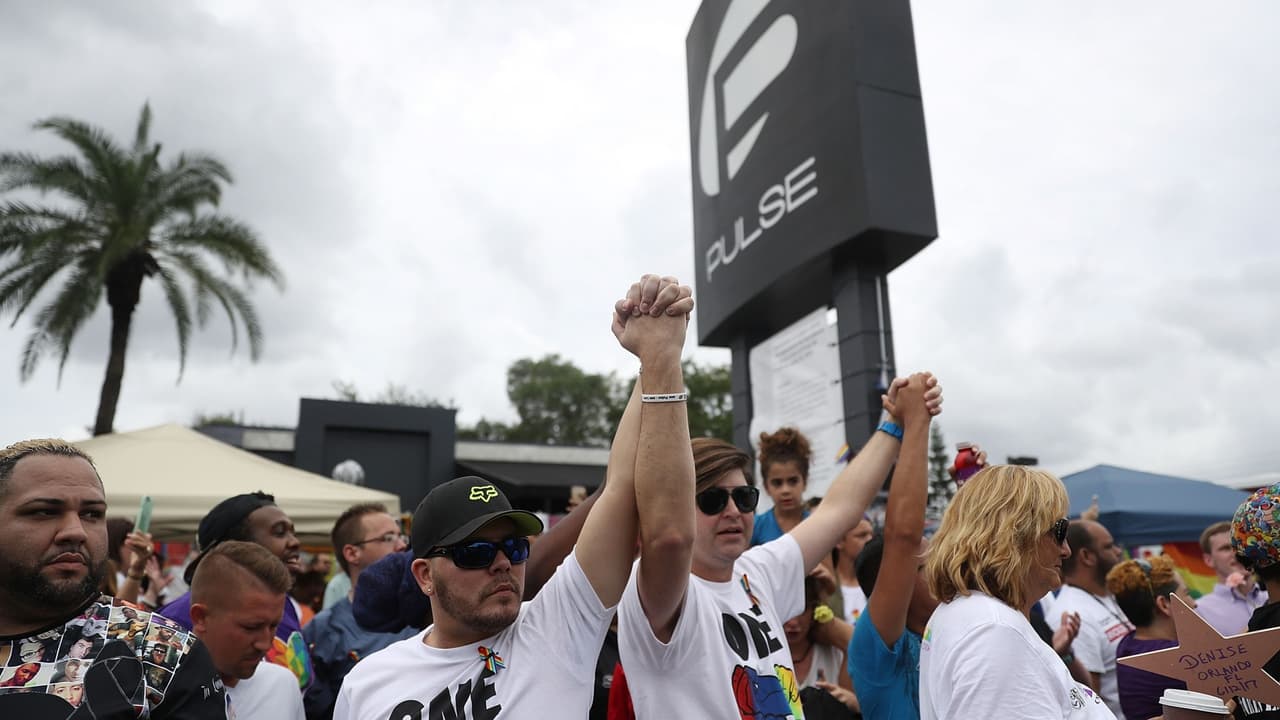 Realizan homenaje a los fallecidos durante la masacre en club nocturno en Orlando