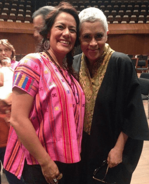 Así es como desde 1985, Eugenia ha contado con una fructífera carrera musical y ha sido merecedora de importantes premios como el Grammy Latino a la Excelencia Musical.