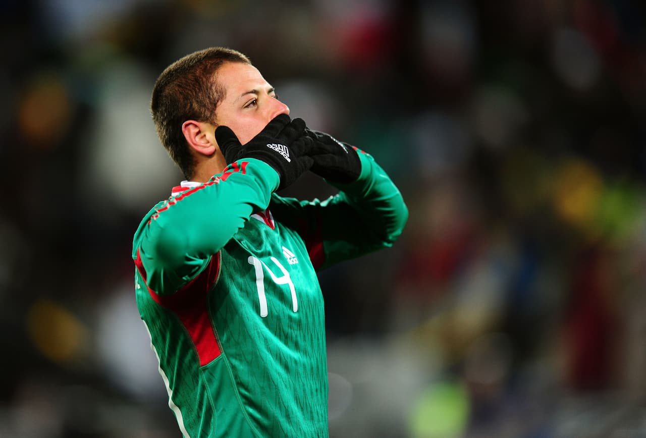 5.- Su primera anotación en la Copa del Mundo fue ante Francia, en el triunfo de México por 2 a 0. Un gol representativo ya que su abuelo Tomás Balcazar le anotó gol al equipo galo en el Mundial de Suiza en 1954.
<br>