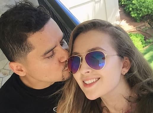 "Kenia me conoció sin dinero, me conoció cuando mi carrera apenas empezaba a florecer", contó el intérprete.