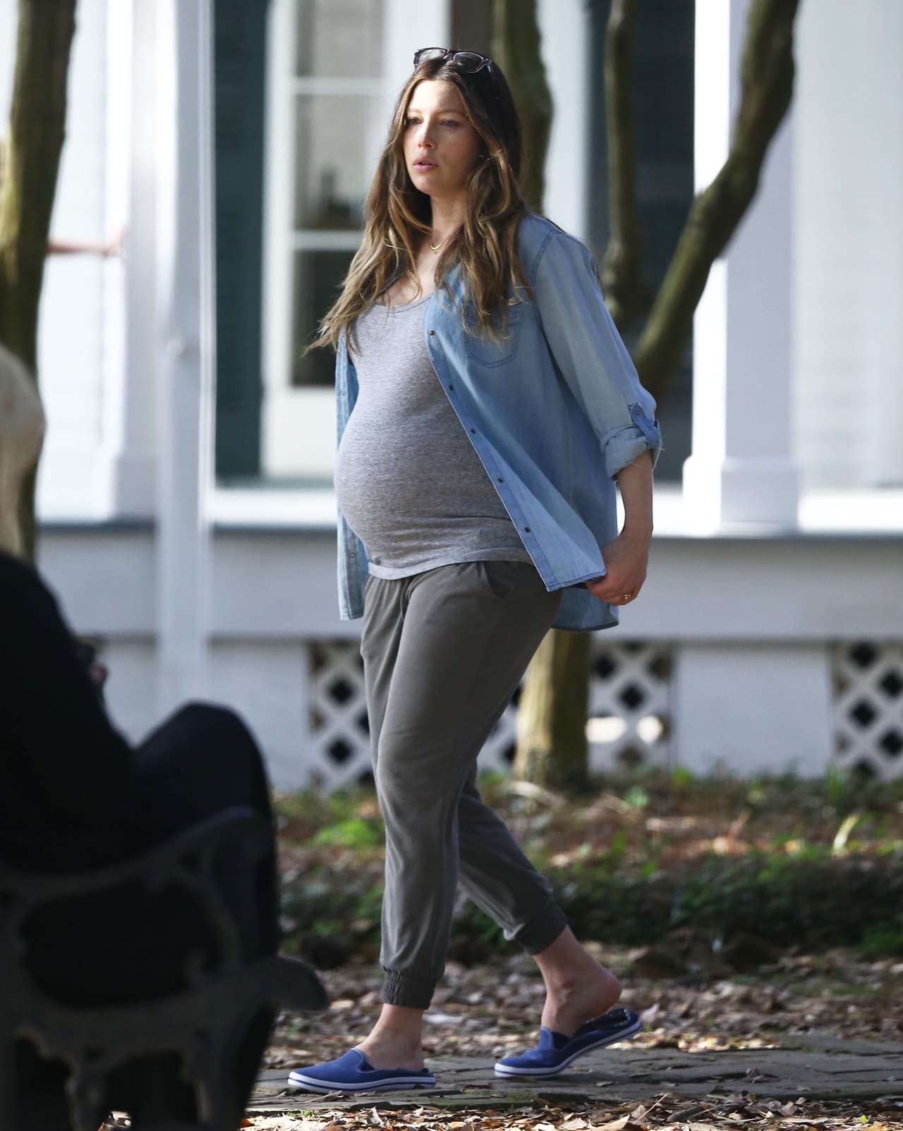 Esta bella pancita de embarazo es la que presumía la actriz hace algunos meses.