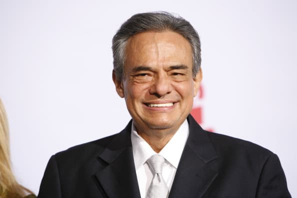 <b>José José.-</b> El cantante mexicano, conocido como 
<a href="https://www.univision.com/famosos/jose-jose-requiem-por-el-principe-triste">'El Príncipe de la Canción'</a> murió el pasado 28 de septiembre en la ciudad de Miami, a los 71 años. Fue cantautor, músico, productor musical y actor, referencia de muchos cantante de música romántica dentro y fuera de México.