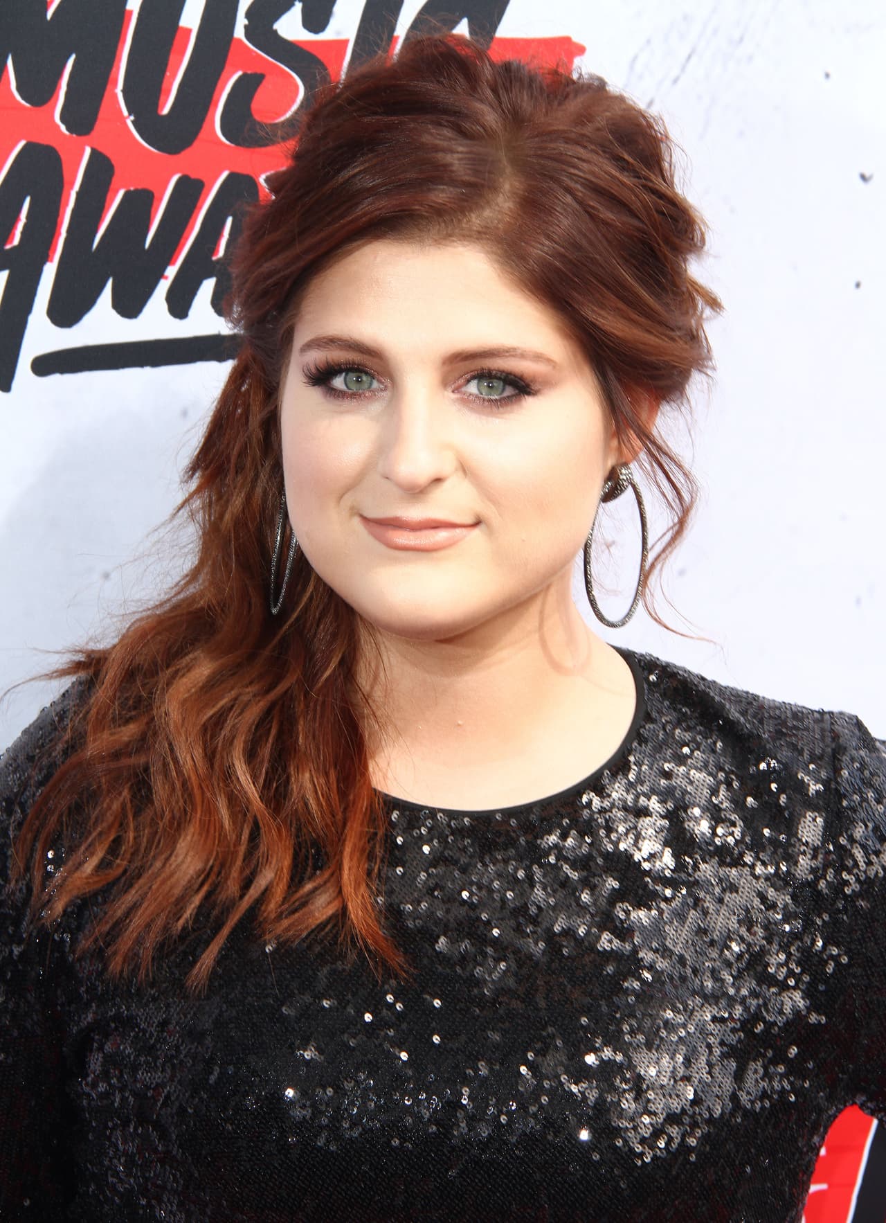 Con ese rostro hermoso logró atrapar las miradas de sus fans.