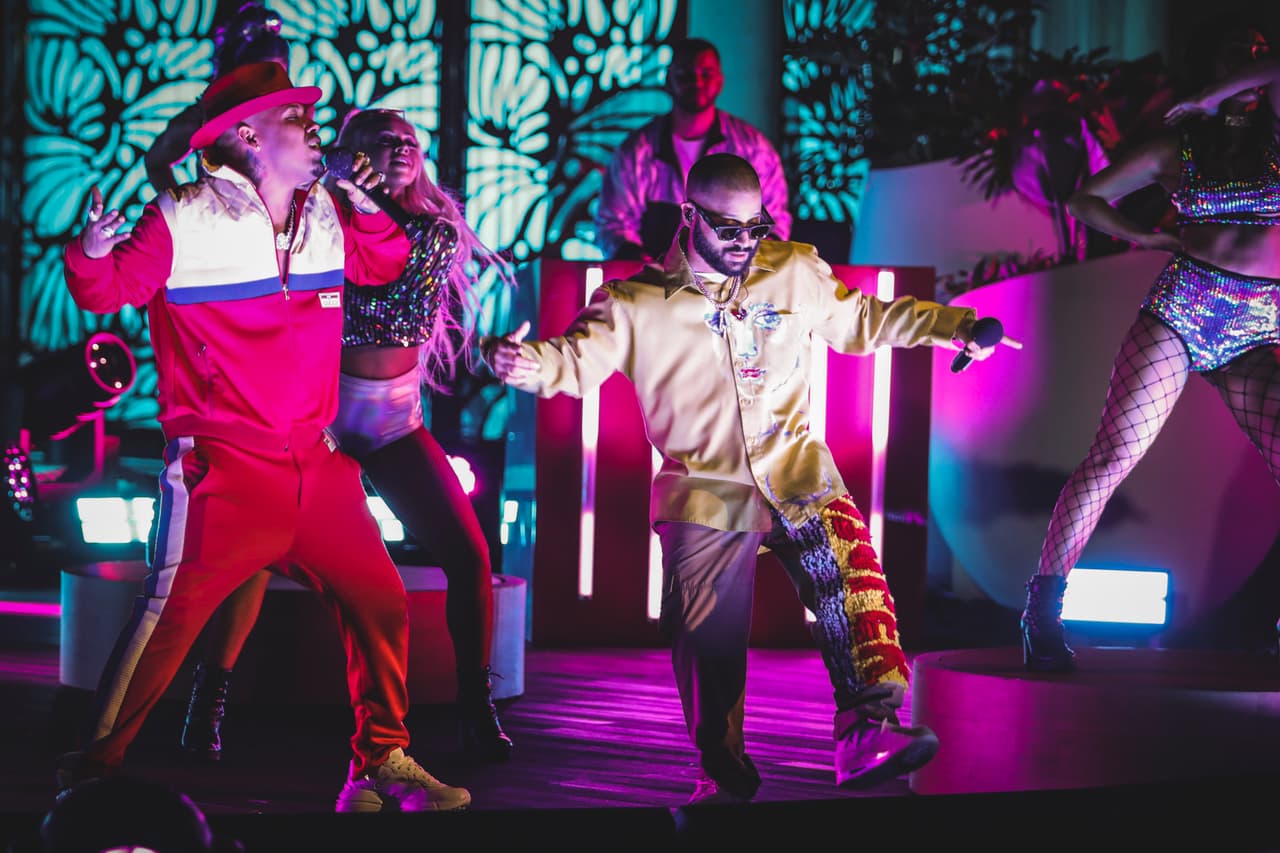 Alex Rose y Rafa Pabon pusieron a todos a bailar con su 'Jangueo' y dieron entrada al show principal.