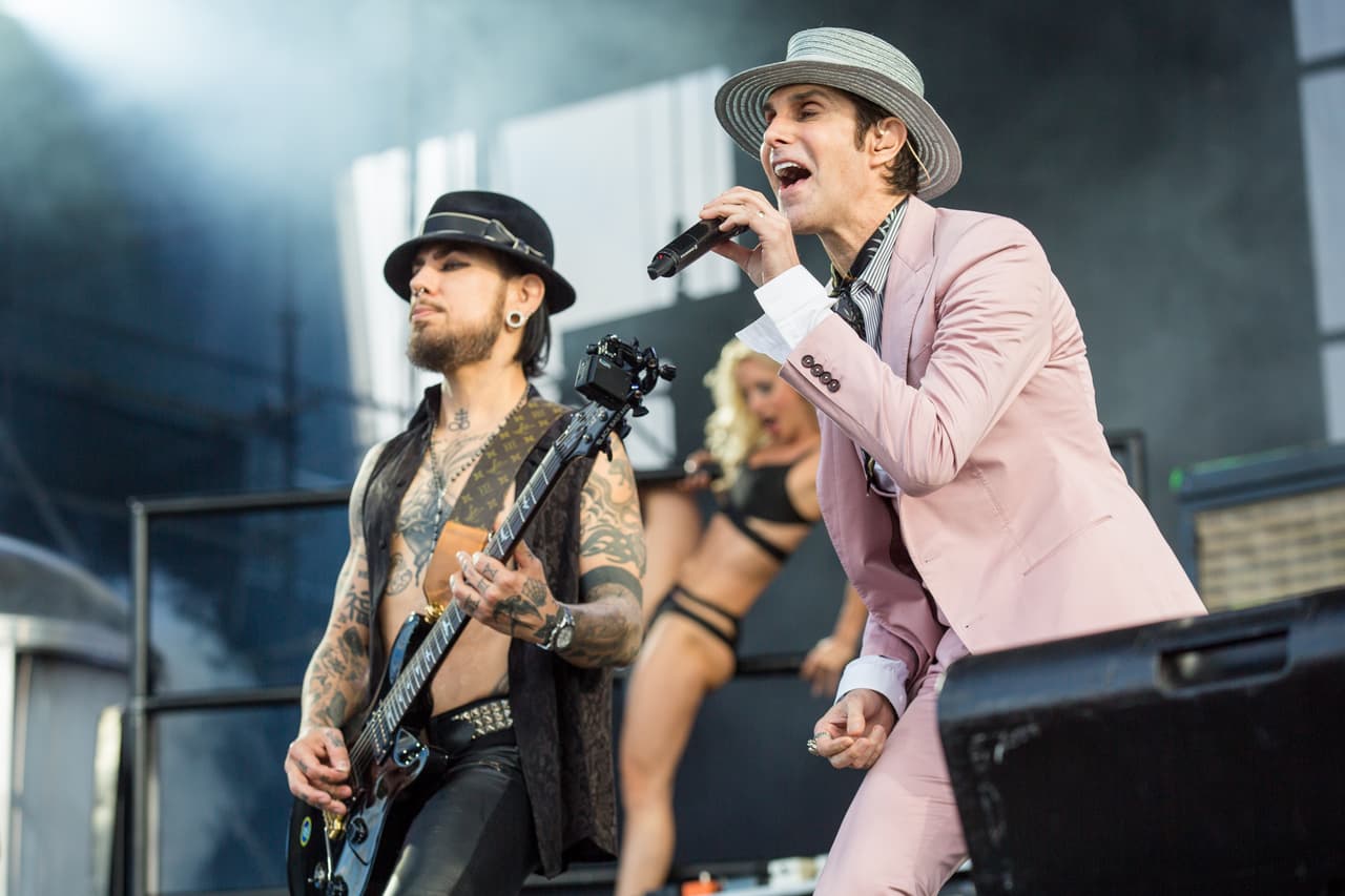 Ambiente del tercer día de conciertos de Lollapalooza 2016. Mira fotos de las actuaciones de Red Hot Chili Peppers y muchas estrellas más. Además del ambiente en el Grant Park.