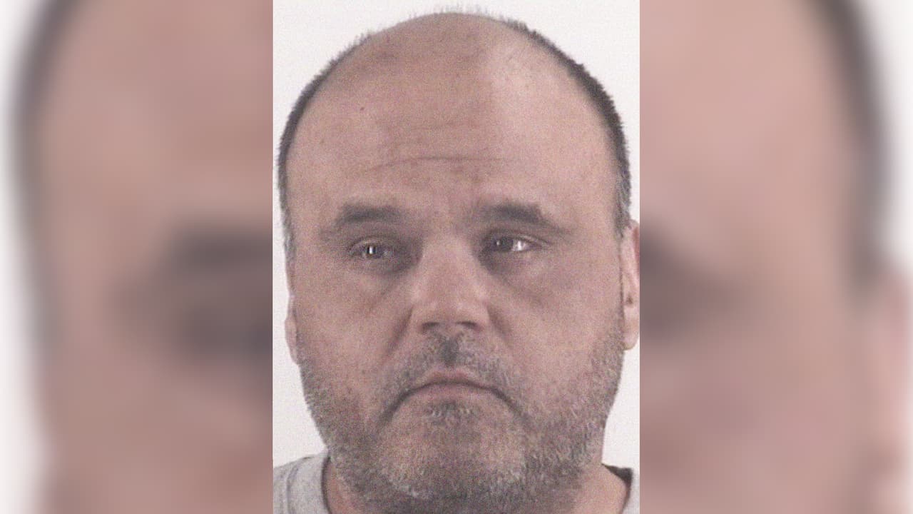 Extorsionaba a niñas en las redes para que se tomaran fotos desnudas y ahora enfrenta una condena de 80 años