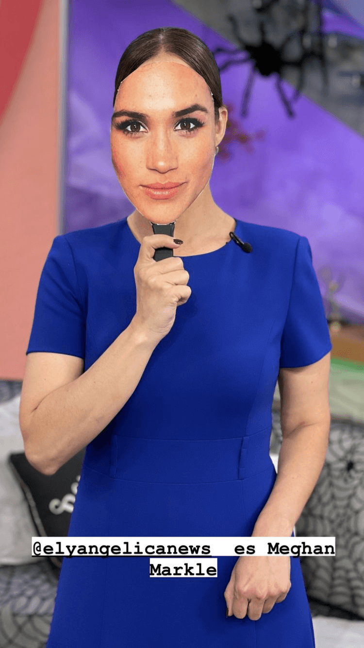 Nuestra querida Elyangelica González se convirtió en un exmiembro de la realeza. Con un vestido sofisticado y la imagen del rostro de Meghan Markle, la periodista le dio vida a la esposa del príncipe Harry.