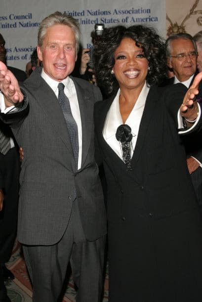 Junto a Michael Douglas en septiembre de 2004.