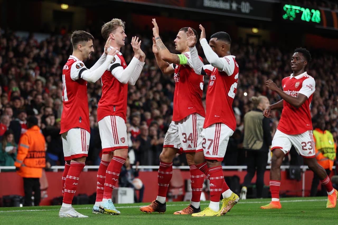 Arsenal se impuso con goleada al Bodo y se apodera de la cima del Grupo A.