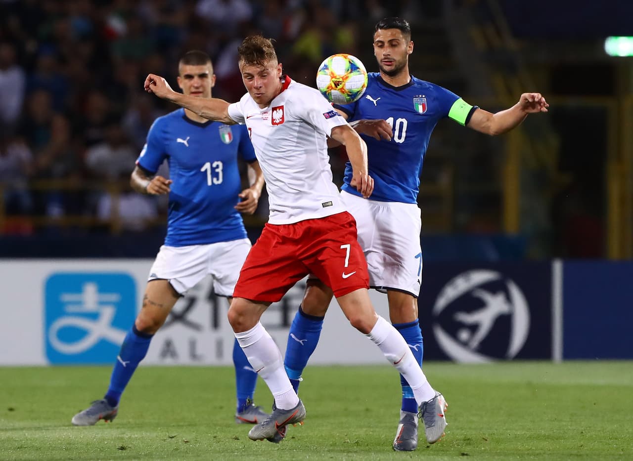 Eso le permitió a los polacos tomarse confianza para buscar el arco de Italia, defendido por Gianluigi Donnarumma.