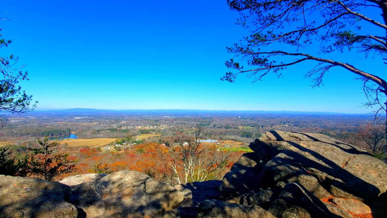 Encuentra más destinos e información local, 
<a href="https://www.univision.com/local/atlanta-wuvg/localisimo"><b>aquí</b></a>.