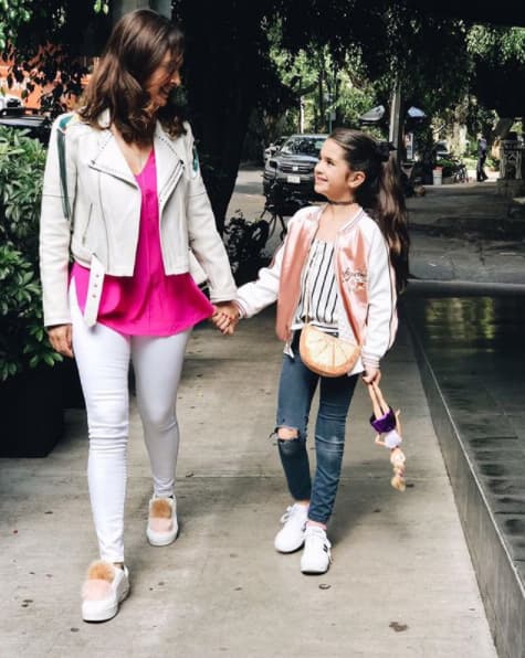 Es más, hasta María Itatí, la hija de Itatí Cantoral, es la mejor amiga de Julia.