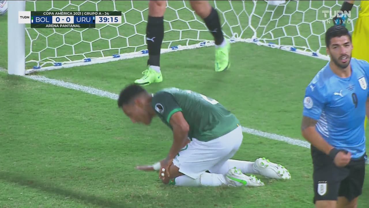 ¡Grave error! Quinteros corta un centro y pone el 0-1 con autogol