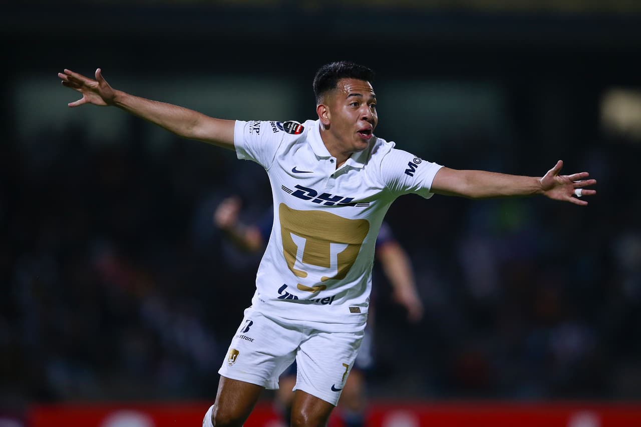 Pumas fue un vendaval imparable que en 10 minutos encontró el 3-0 para obligar a los penales. Sebastián Saucedo metió un derechazo en el área que todo CU lo cantó. Todo se decidiría desde los 11 pasos.