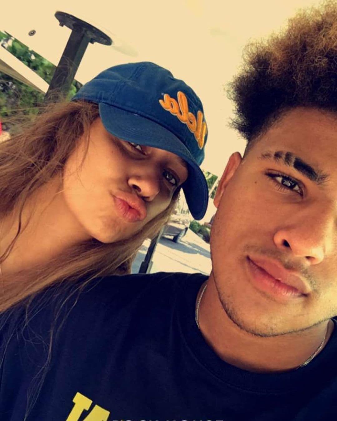 Además, publicó una serie de imágenes con él donde se muestra cómo ha sido su romántica relación.