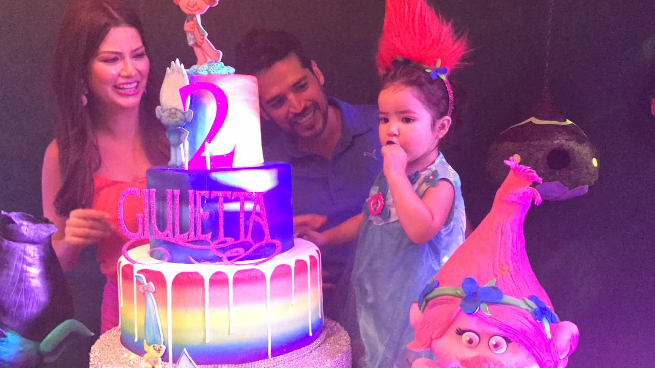 Y Giulietta descubrió que estaba muy rico.