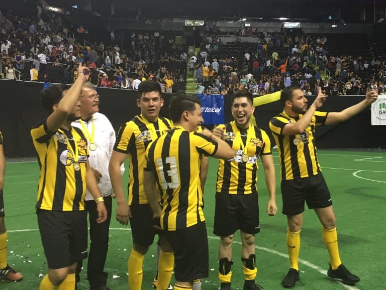 Todo fue camaradería entre las agrupaciones de regional mexicano en este partidito de futbol soccer.